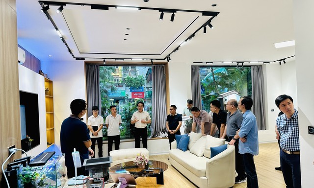 Rạng Đông xác định mục tiêu dẫn đầu các không gian tăng trưởng mới tại Việt Nam: smart home, smart city, smart farm.