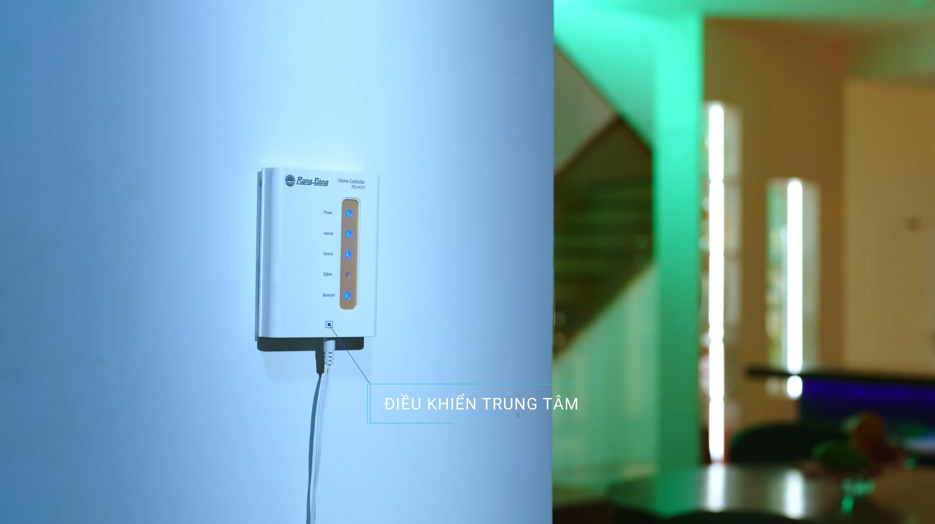 Bộ điều khiển trung tâm nhà thông minh