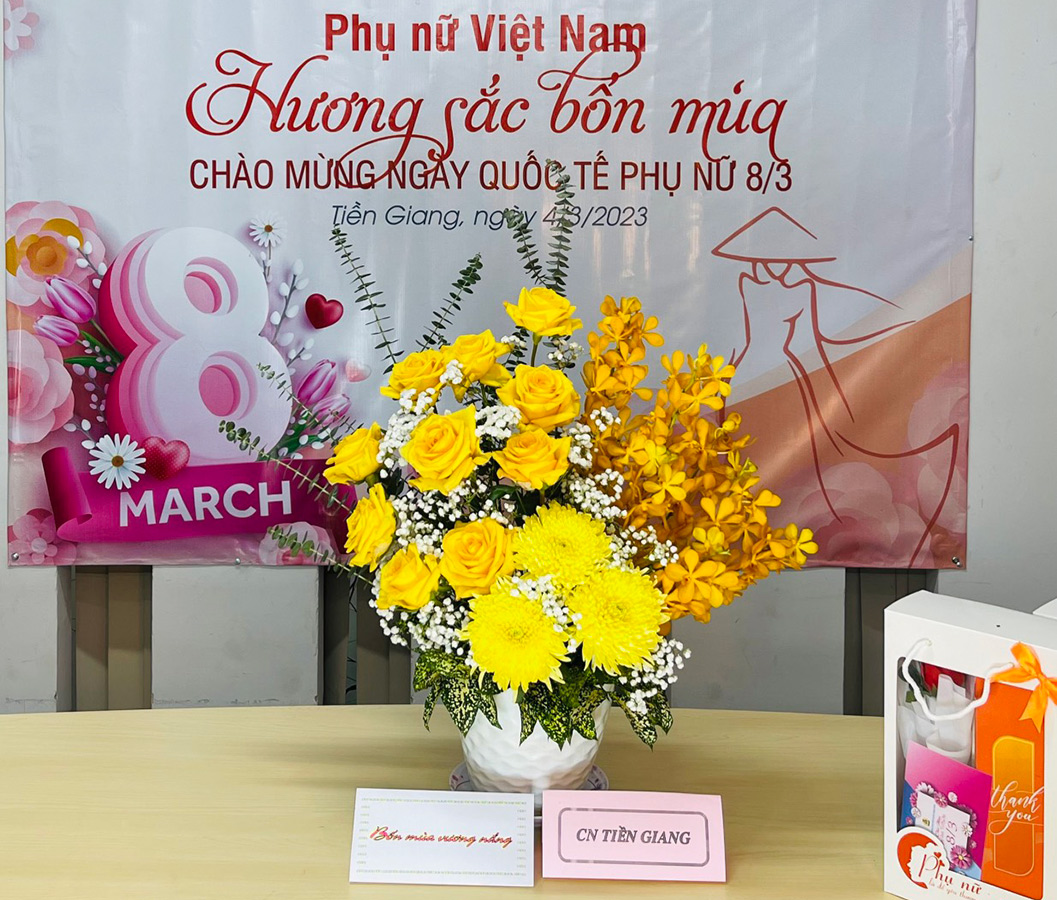 Tác phẩm: Bốn mùa vương nắng