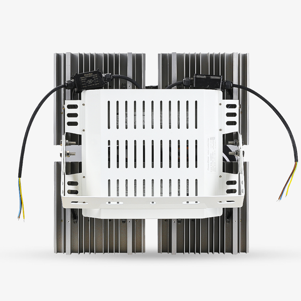 Đèn LED chiếu sáng sân thể thao