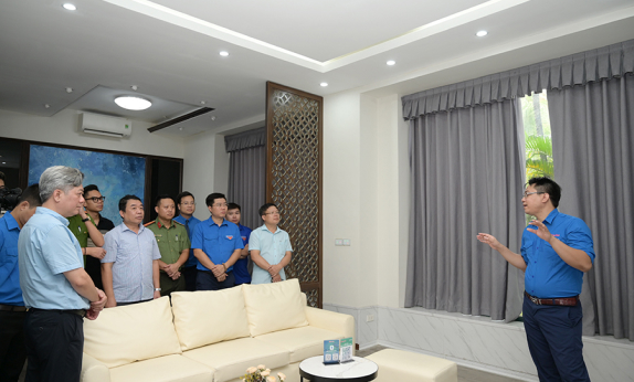 SHOWROOM HẠ ĐÌNH