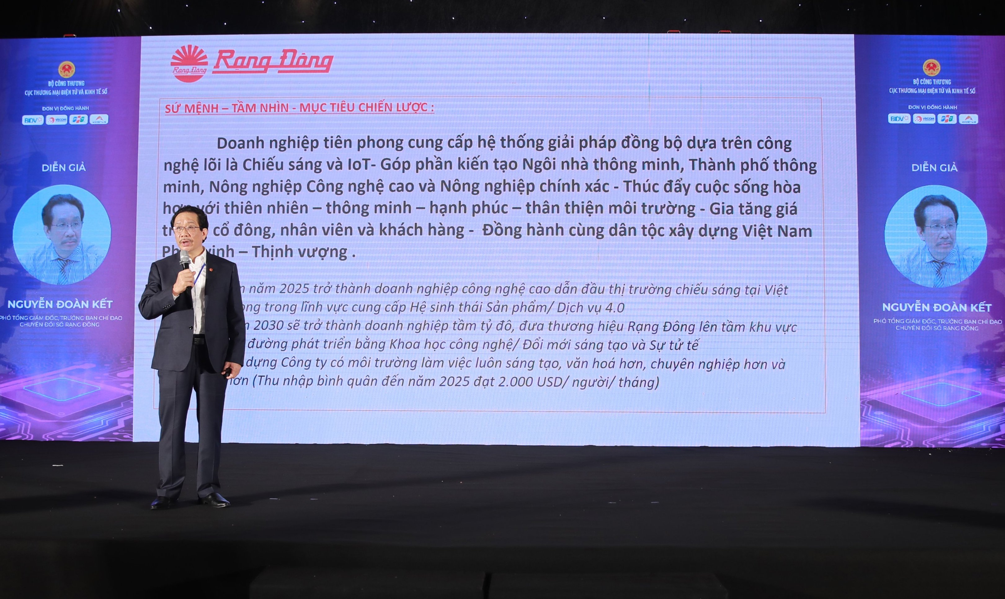 Rạng Đông chia sẻ kinh nghiệm Chuyển đổi số Doanh nghiệp 62 năm tuổi tại diễn đàn Chuyển đổi số Công Thương