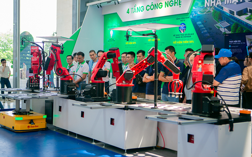 Cách Rạng Đông chuyển đổi kép, sử dụng năng lượng tái tạo, kinh tế tri thức và phát triển bền vững