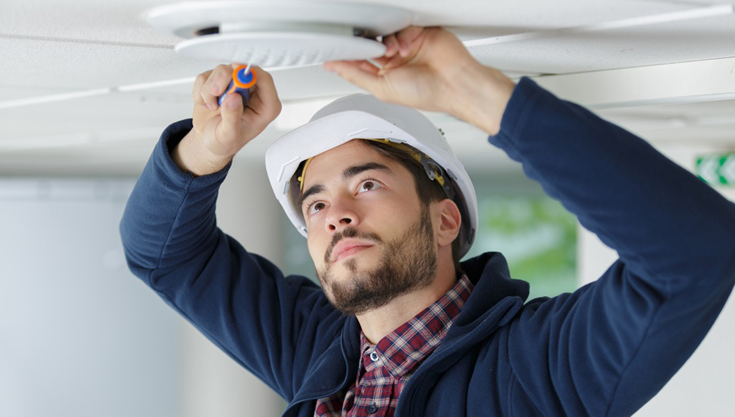 10 lý do khiến cảm biến khói của bạn hoạt động bất thường.