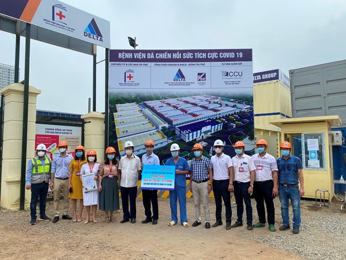 Rạng Đông tài trợ hệ thống chiếu sáng trị giá 1,8 tỉ đồng cho Bệnh viện Dã chiến Hồi sức tích cực COVID-19
