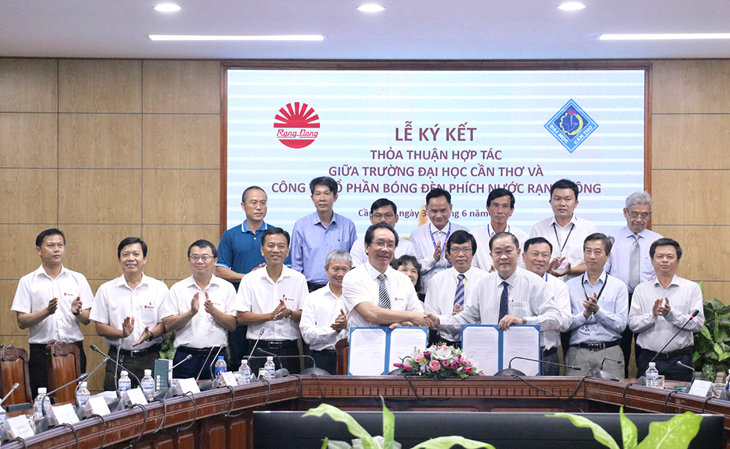 Rạng Đông và Đại học Cần Thơ ký kết thỏa thuận hợp tác khoa học
