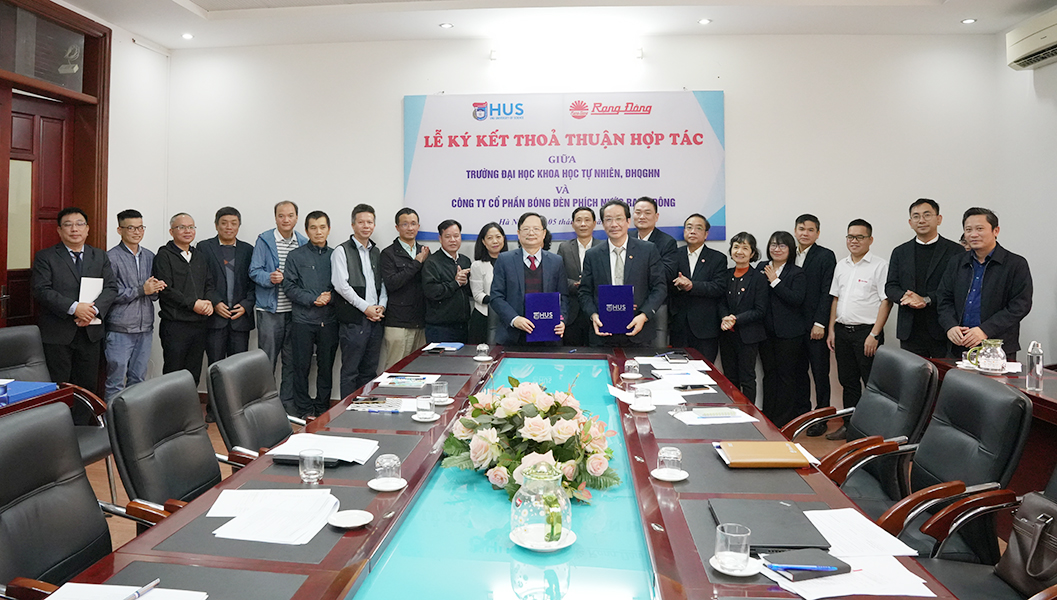 Rạng Đông và trường Đại học Khoa học tự nhiên, Đại học Quốc gia Hà nội ký hợp tác chiến lược