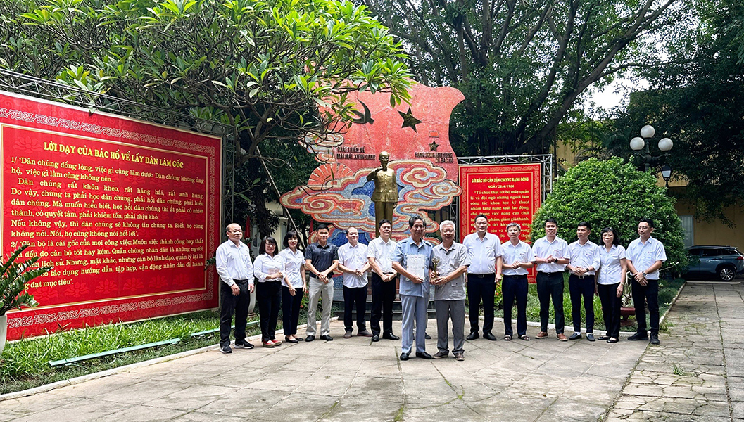 "Thuyền trưởng” Rạng Đông – Doanh nhân xuất sắc 2023