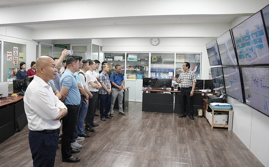 Hội HAMI và Hội JCI Hanoi thăm và làm việc tại Rạng Đông