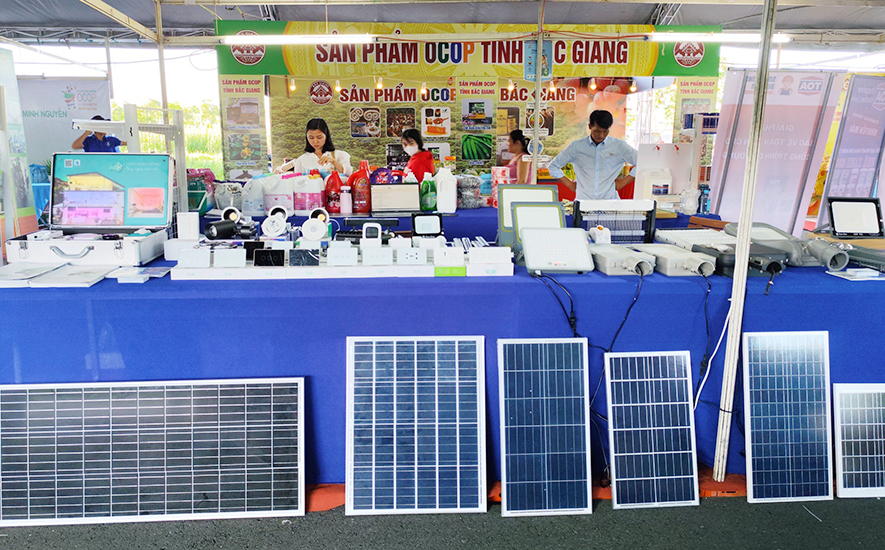 Hệ sinh thái SP/DV – 4.0 Rạng Đông tại Hội chợ Thương mại và Sản phẩm OCOP Hậu Giang năm 2024