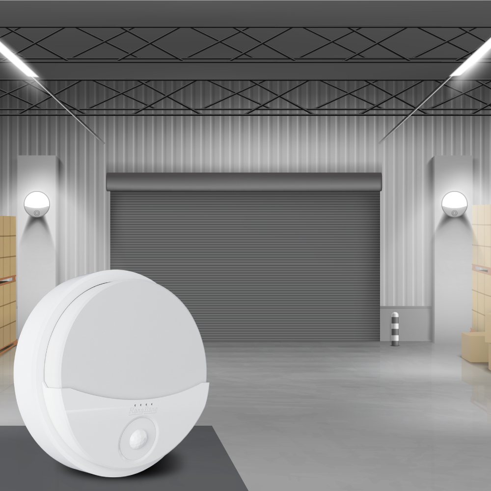 Đèn LED gắn tường cảm biến 15W